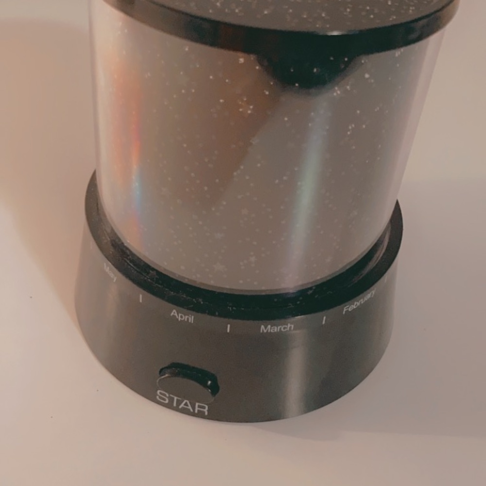 LED Star Lights Projector - Picture 2 of 4